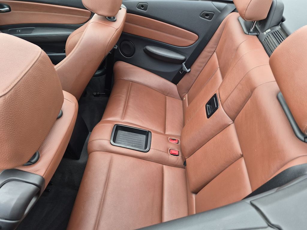 Thumbnail: 2012 BMW 1 Series - 13