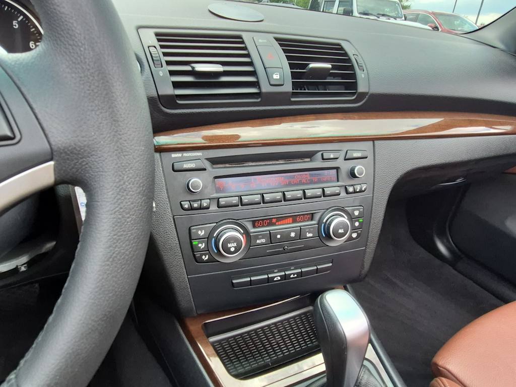 Thumbnail: 2012 BMW 1 Series - 15