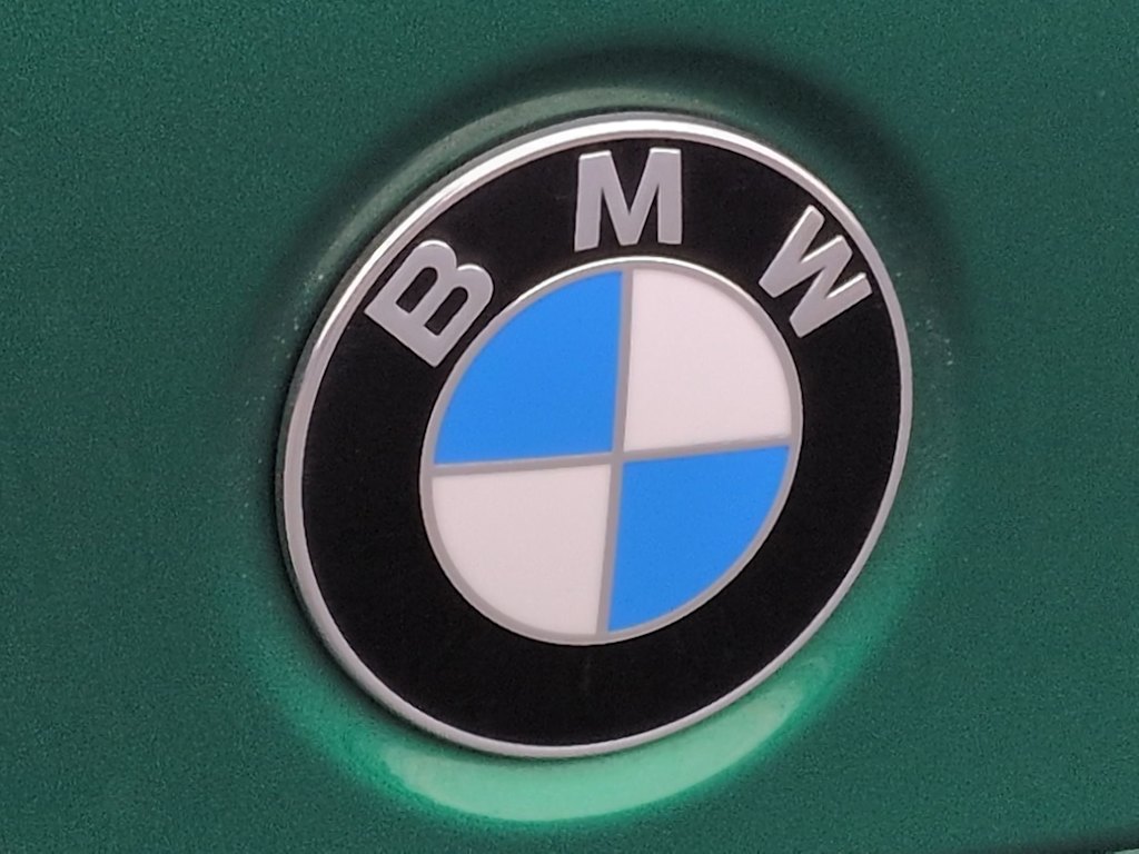 Thumbnail: 2021 BMW M3 - 24