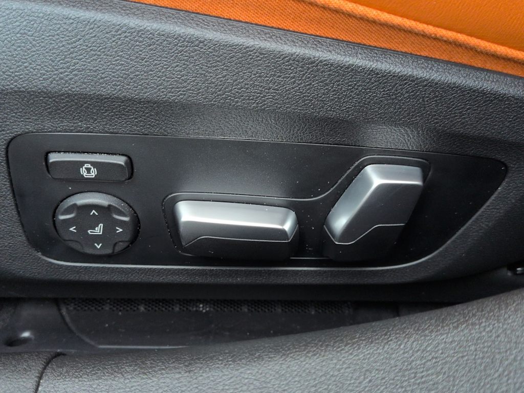 Thumbnail: 2021 BMW M3 - 25