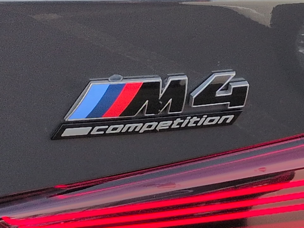 Thumbnail: 2025 BMW M4 - 24