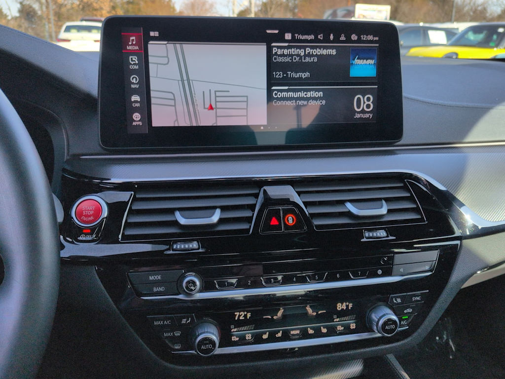 Thumbnail: 2023 BMW M5 - 32