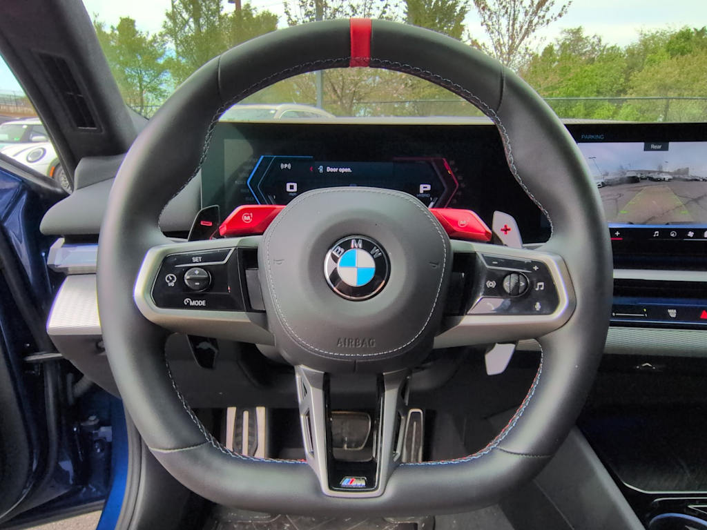 Thumbnail: 2025 BMW M5 - 14