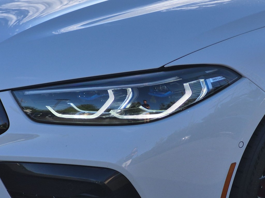 Thumbnail: 2023 BMW M8 - 23