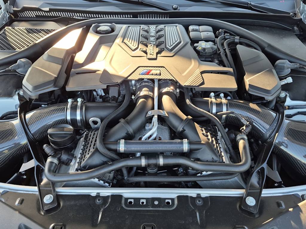 Thumbnail: 2023 BMW M8 - 9