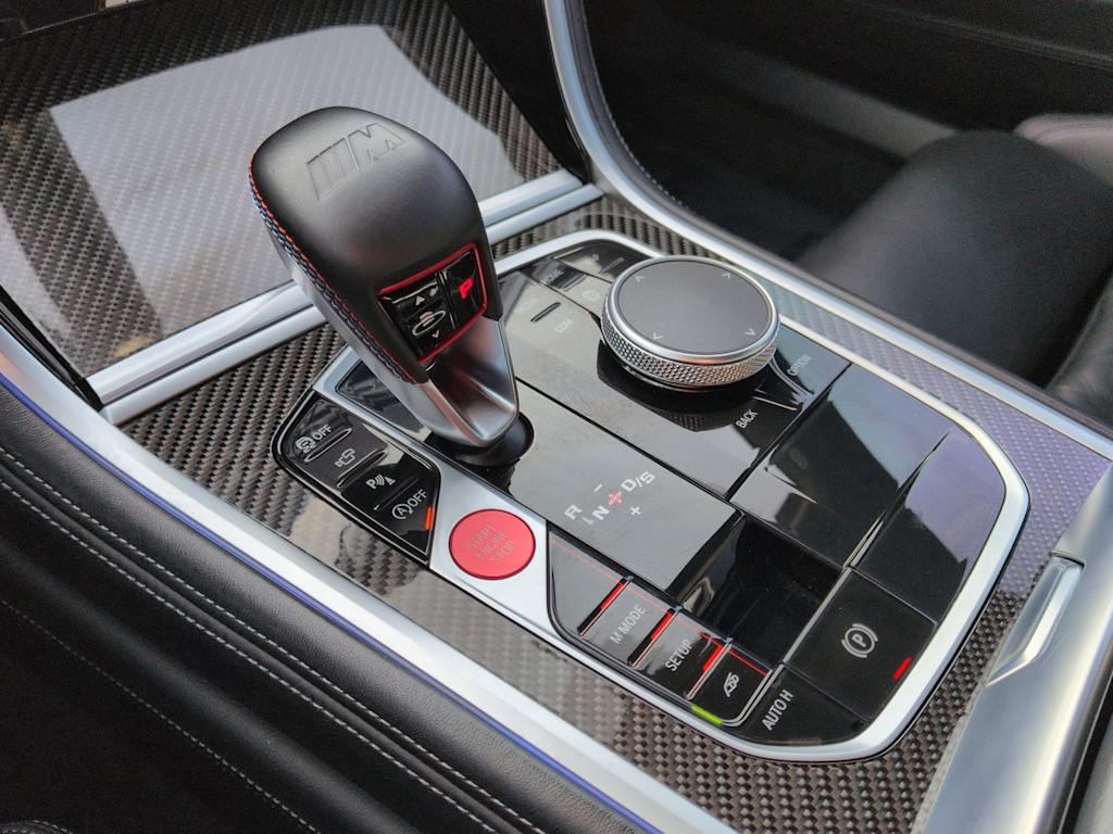 Thumbnail: 2022 BMW M8 - 16