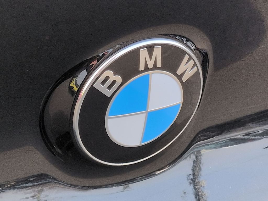 Thumbnail: 2022 BMW M8 - 7