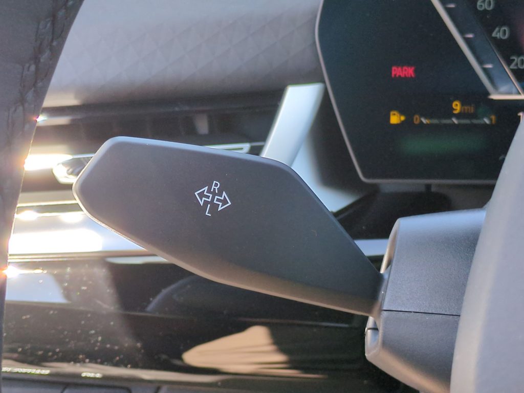 Thumbnail: 2025 BMW X2 - 33