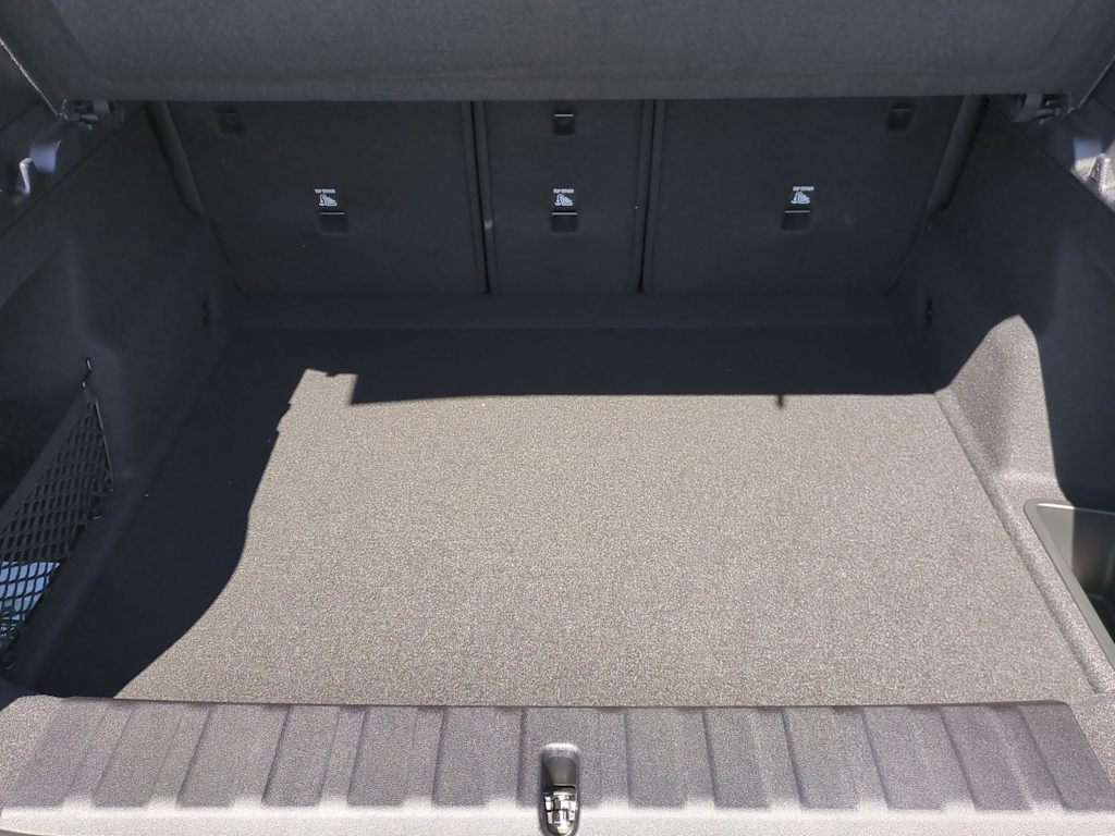 Thumbnail: 2025 BMW X2 - 19