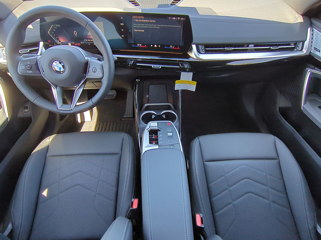 Thumbnail: 2025 BMW X2 - 10