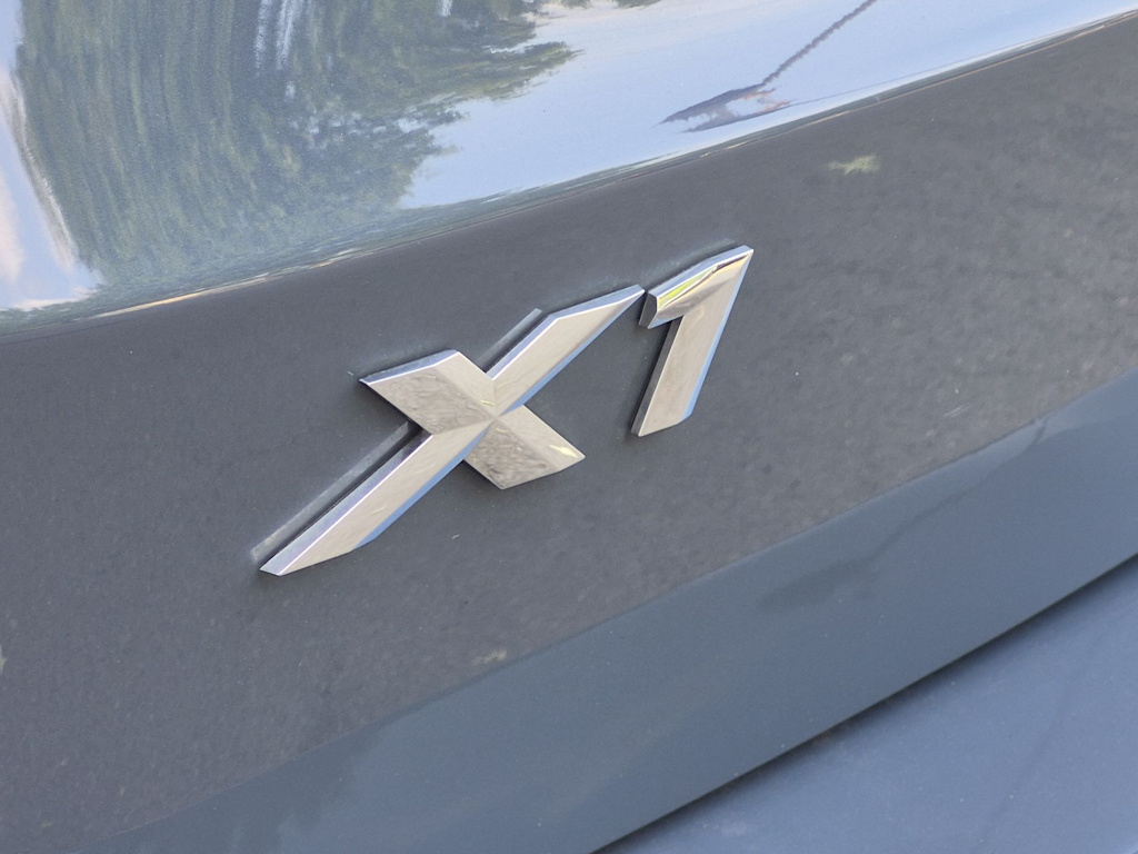 Thumbnail: 2023 BMW X1 - 25