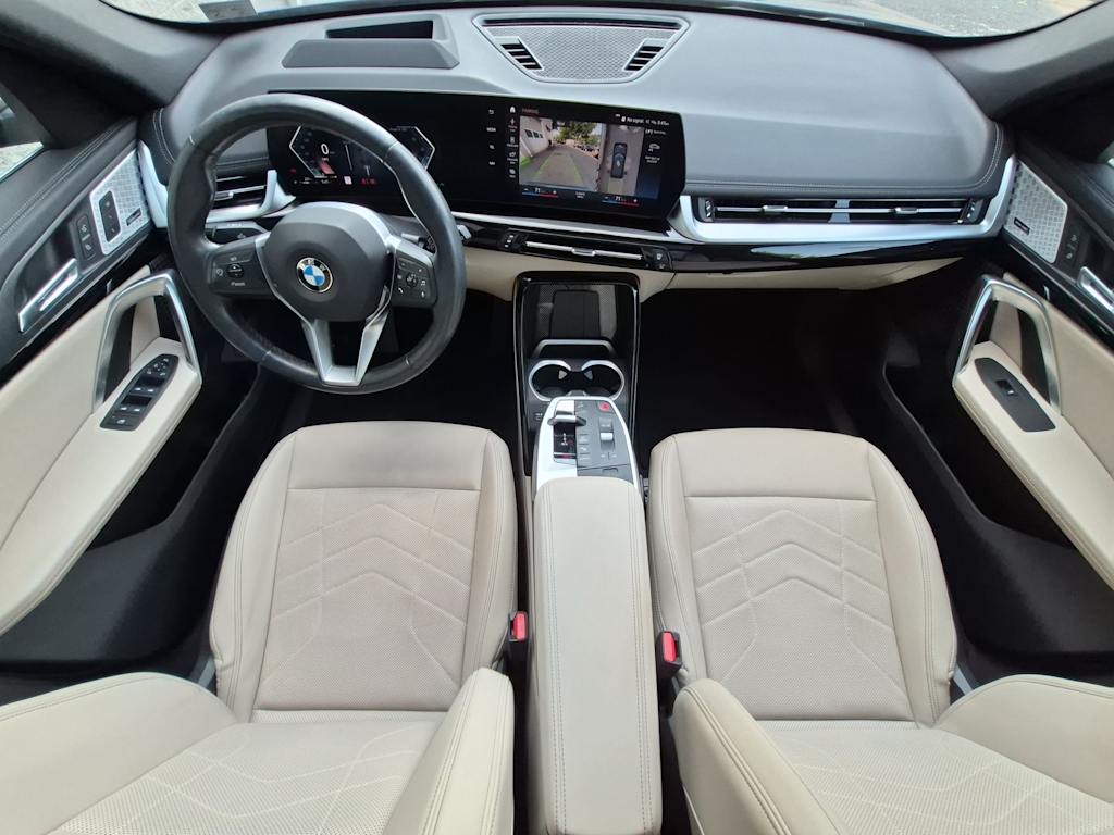 Thumbnail: 2023 BMW X1 - 10