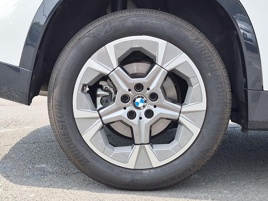 Thumbnail: 2024 BMW X1 - 8