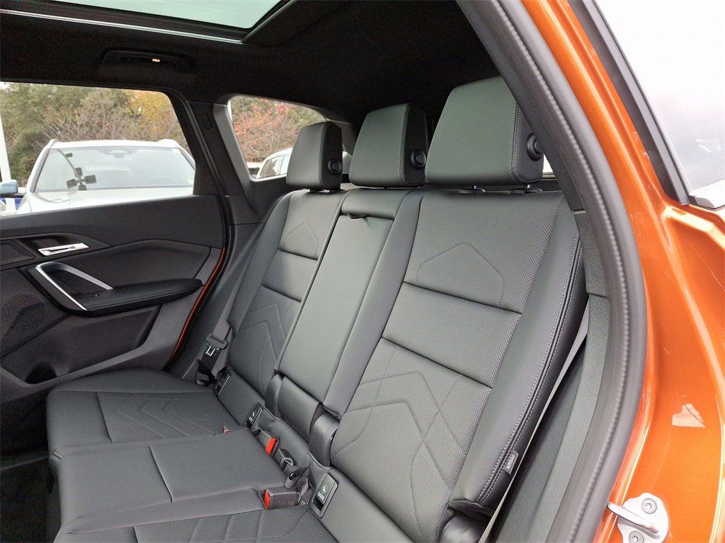 Thumbnail: 2025 BMW X1 - 6