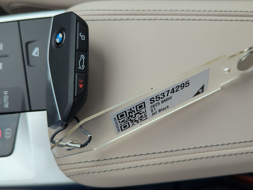 Thumbnail: 2025 BMW X1 - 37