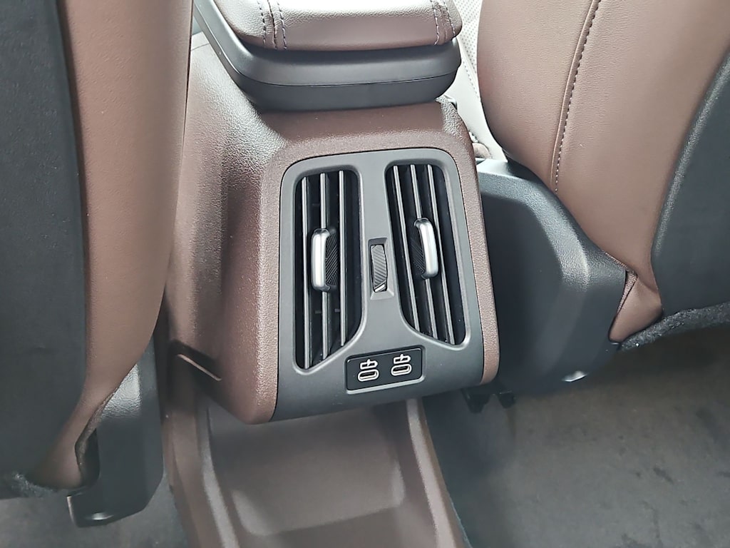 Thumbnail: 2025 BMW X1 - 33