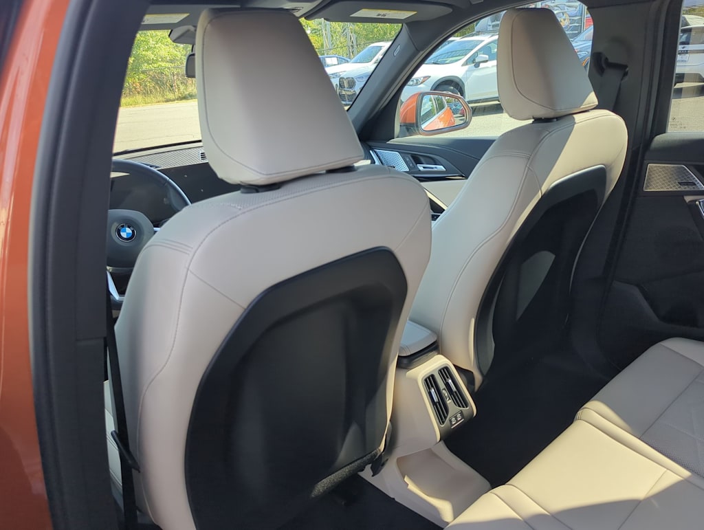 Thumbnail: 2025 BMW X1 - 13