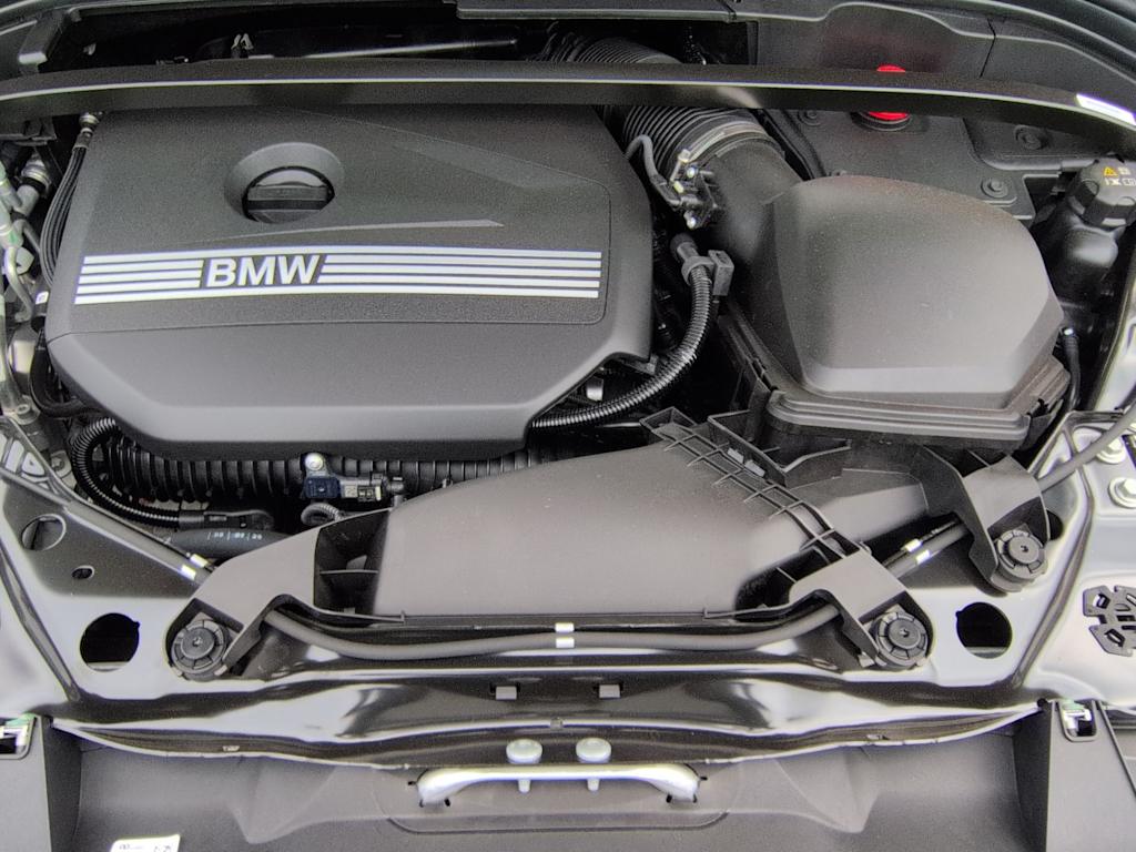 Thumbnail: 2026 BMW X1 - 9