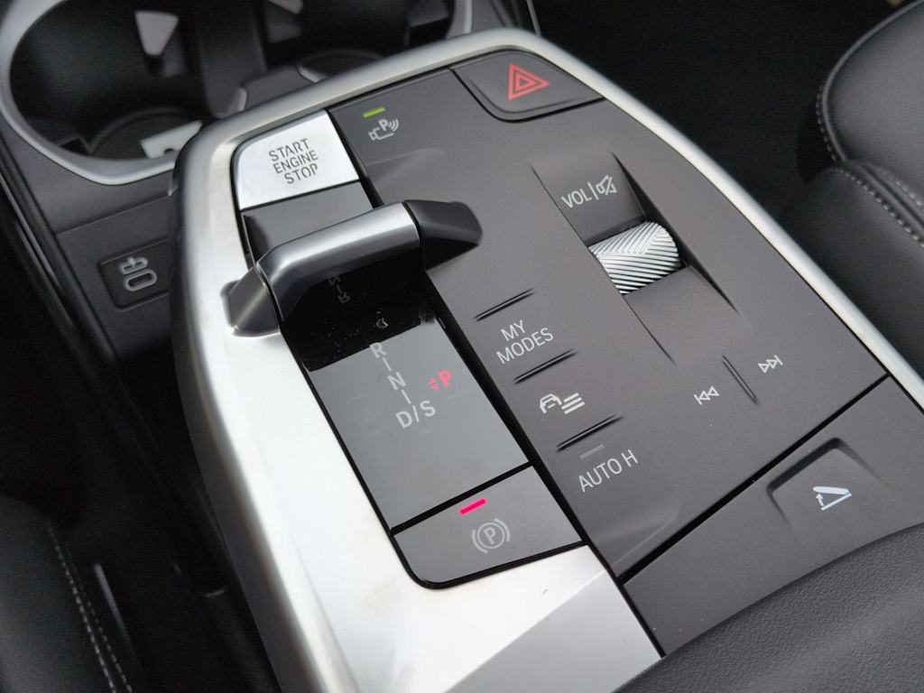 Thumbnail: 2026 BMW X1 - 16