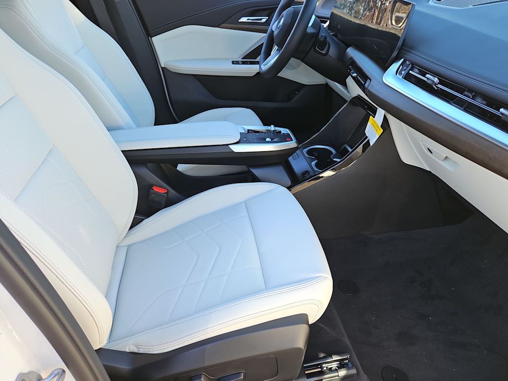 Thumbnail: 2026 BMW X1 - 12