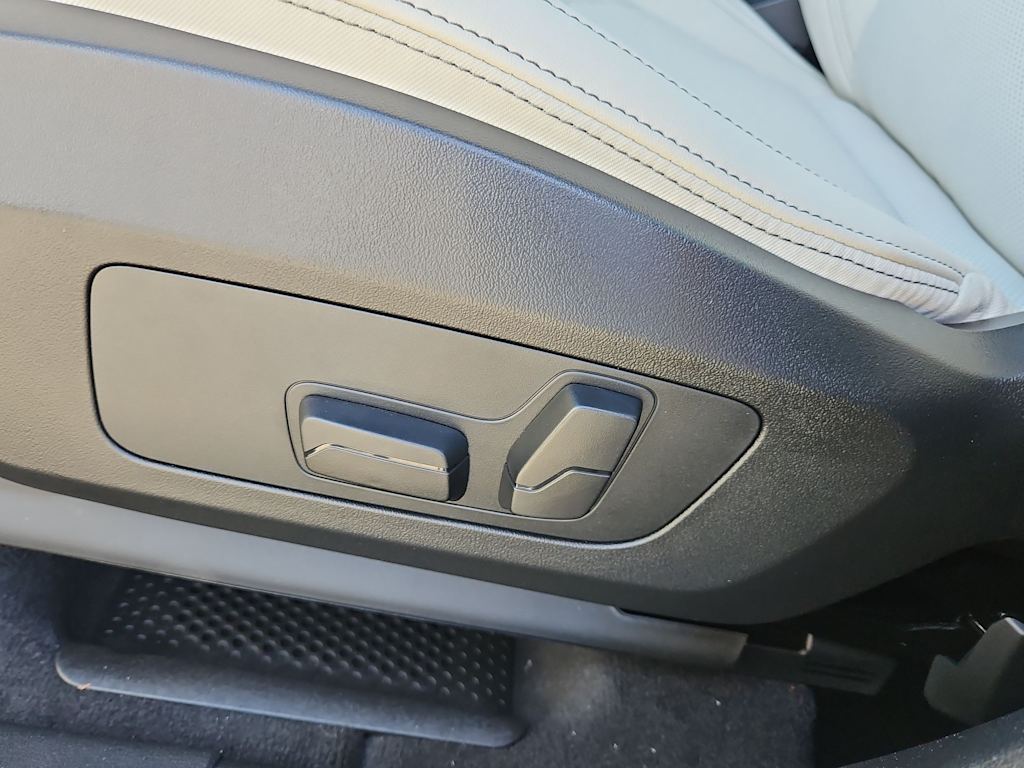 Thumbnail: 2026 BMW X1 - 25