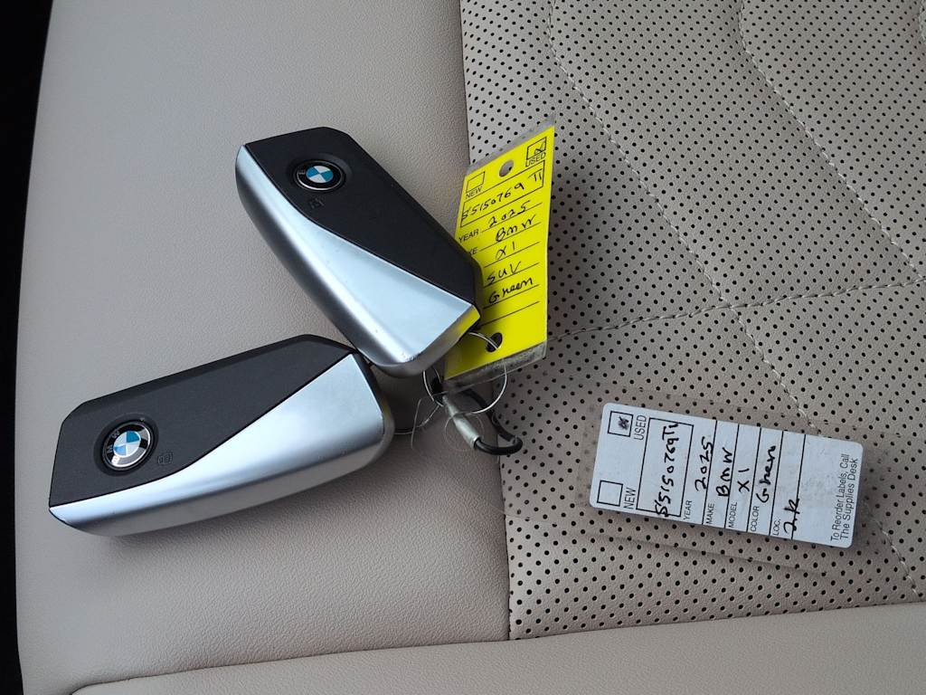 Thumbnail: 2025 BMW X1 - 18