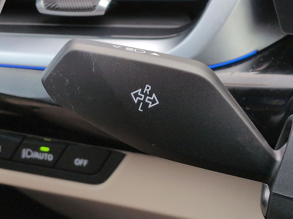 Thumbnail: 2025 BMW X1 - 33