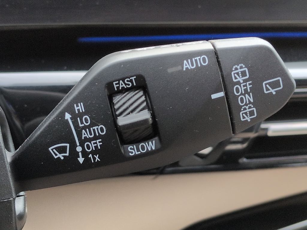 Thumbnail: 2025 BMW X1 - 32