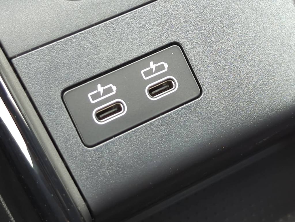 Thumbnail: 2025 BMW X1 - 36