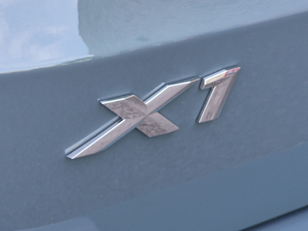 Thumbnail: 2023 BMW X1 - 26