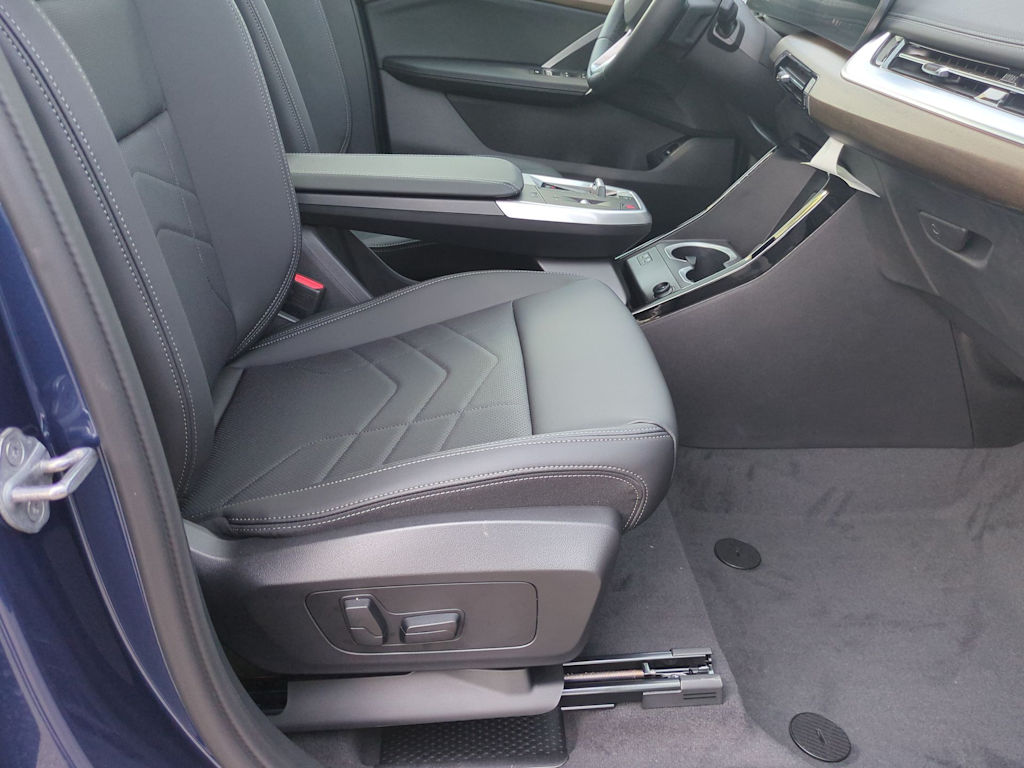 Thumbnail: 2025 BMW X1 - 28