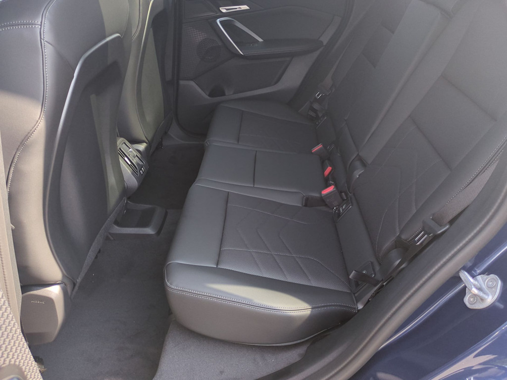 Thumbnail: 2025 BMW X1 - 12