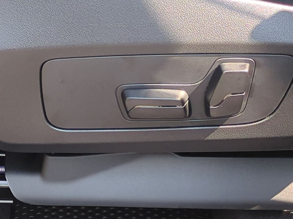 Thumbnail: 2025 BMW X1 - 24