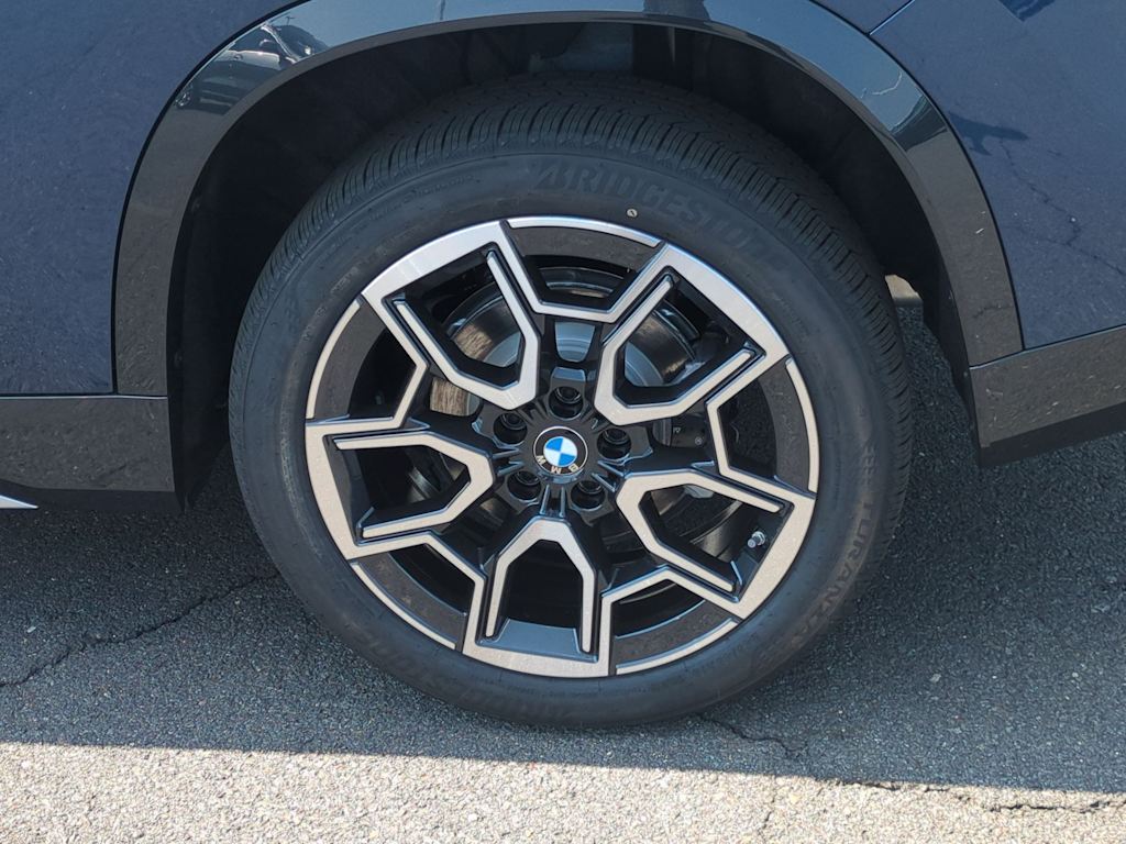 Thumbnail: 2025 BMW X1 - 8