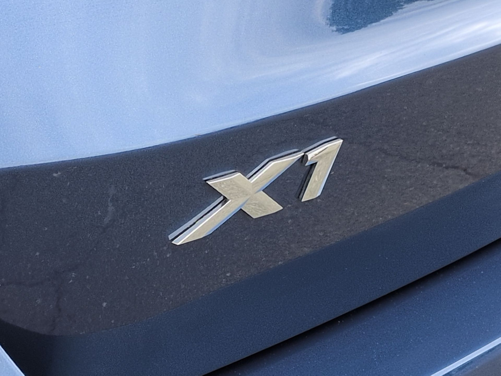 Thumbnail: 2025 BMW X1 - 26