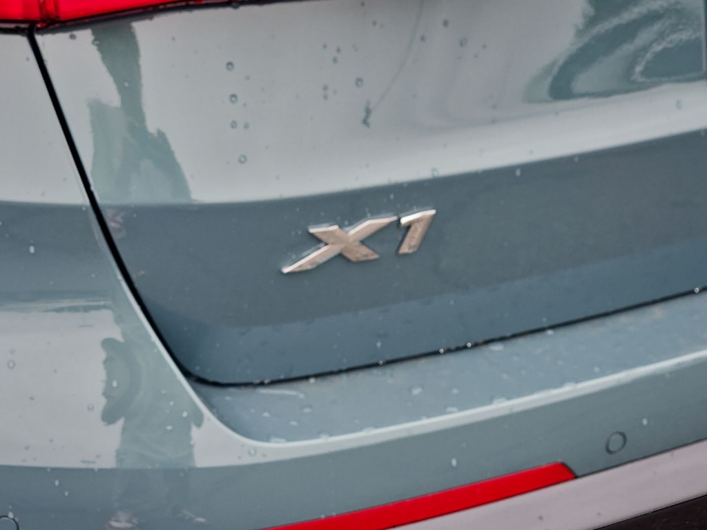 Thumbnail: 2025 BMW X1 - 25