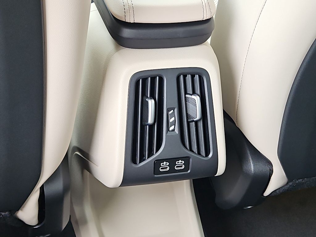 Thumbnail: 2025 BMW X1 - 34