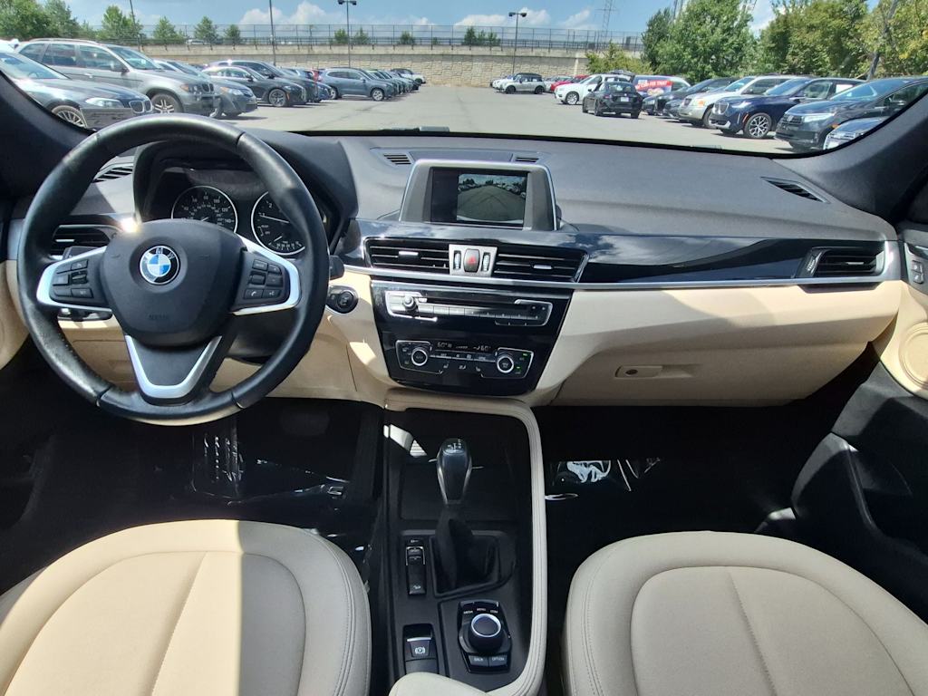 Thumbnail: 2018 BMW X1 - 10
