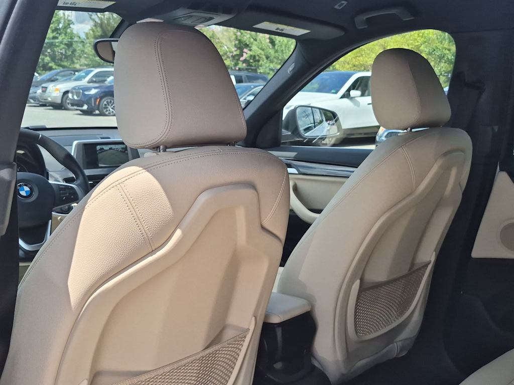 Thumbnail: 2018 BMW X1 - 12