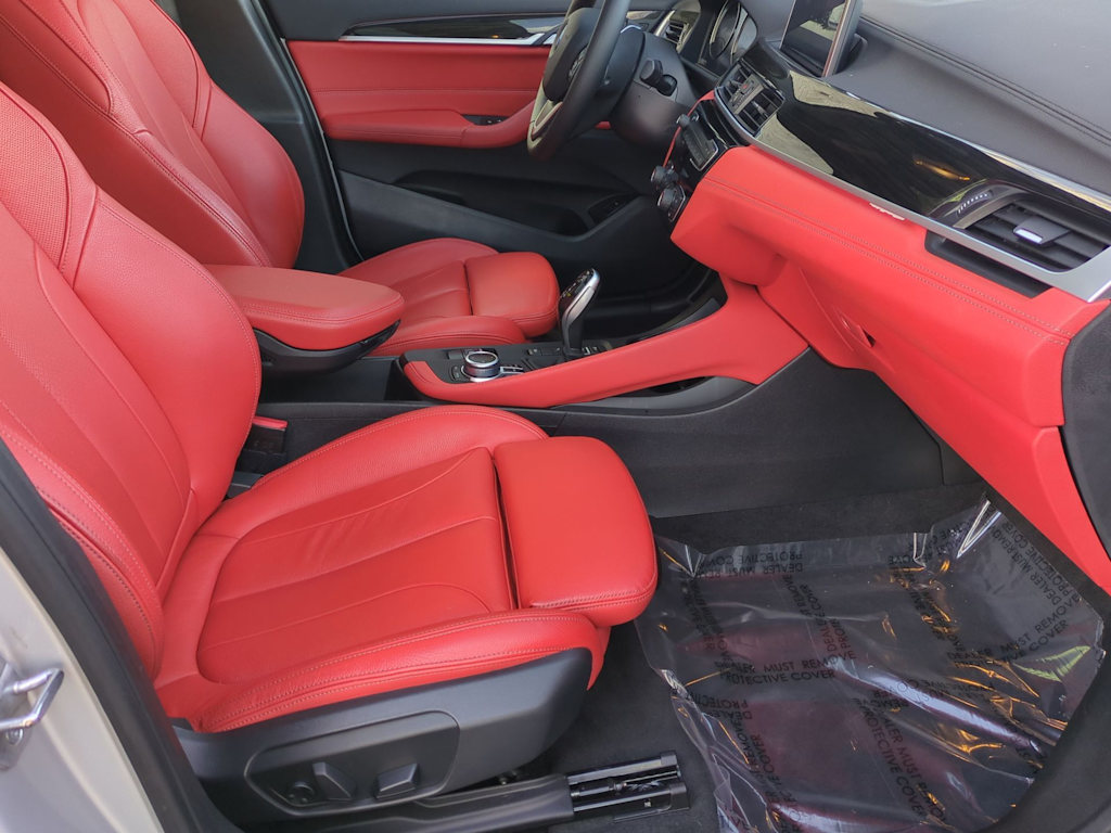 Thumbnail: 2022 BMW X2 - 12