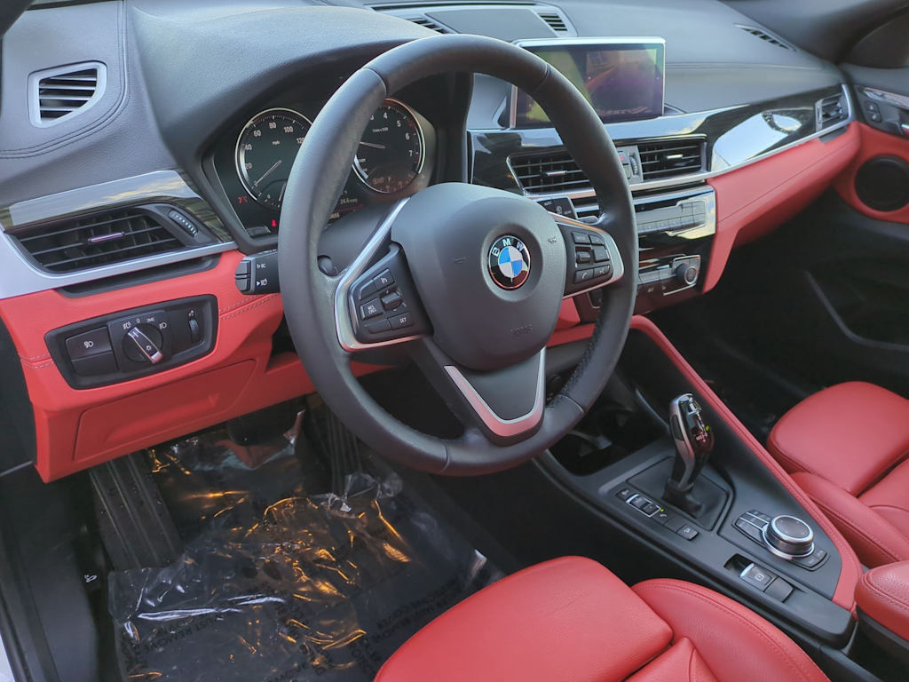 Thumbnail: 2022 BMW X2 - 2