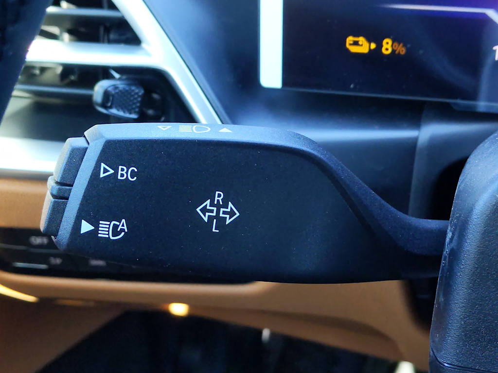 Thumbnail: 2025 BMW i4 - 33