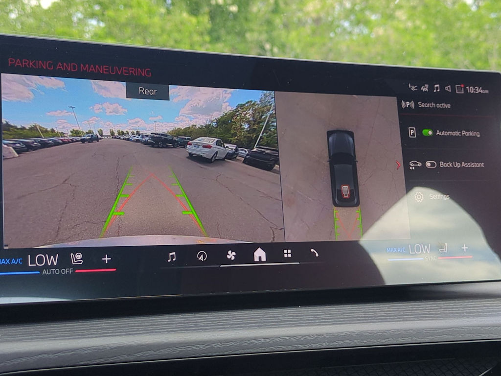 Thumbnail: 2025 BMW i4 - 34