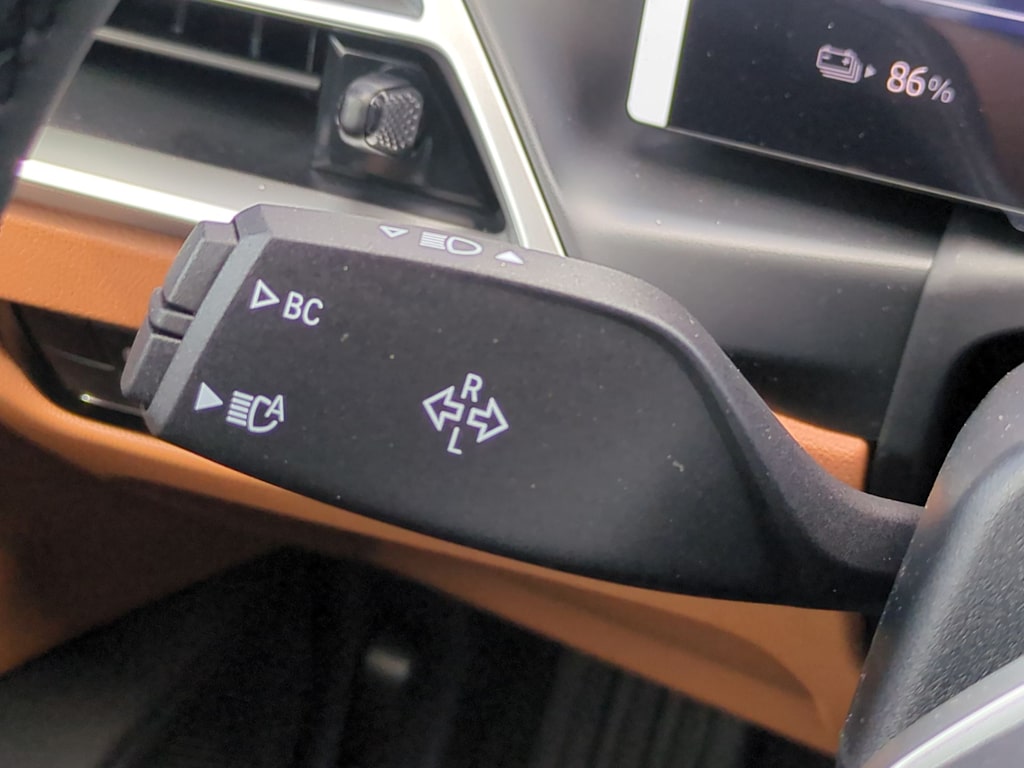 Thumbnail: 2025 BMW i4 - 32