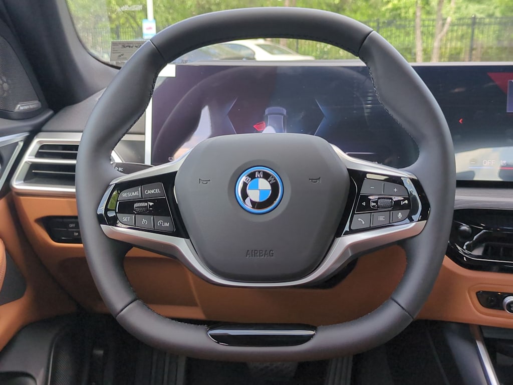 Thumbnail: 2025 BMW i4 - 13
