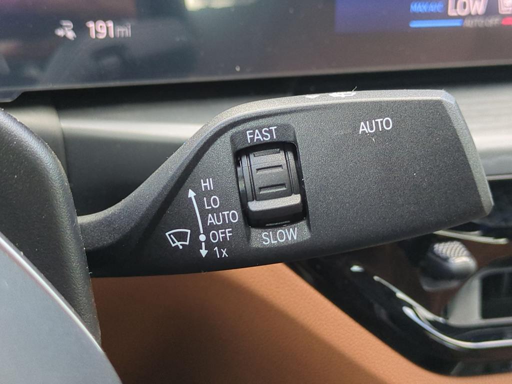 Thumbnail: 2025 BMW i4 - 31