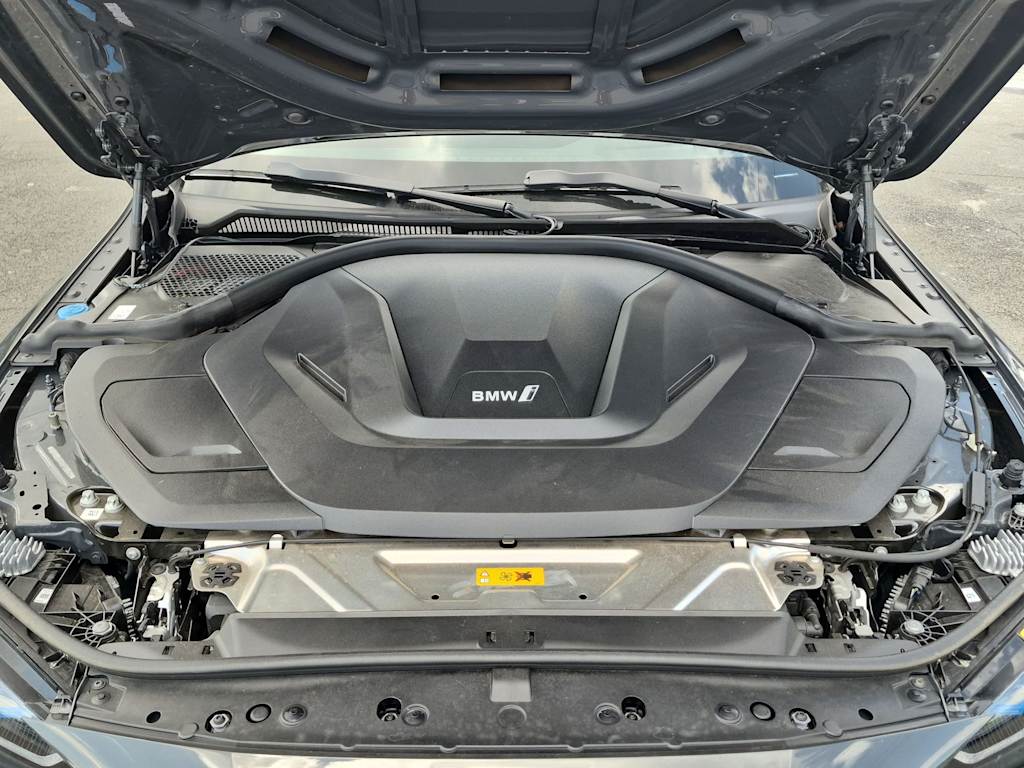 Thumbnail: 2024 BMW i4 - 8