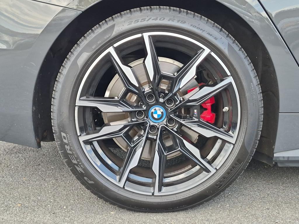Thumbnail: 2024 BMW i4 - 7
