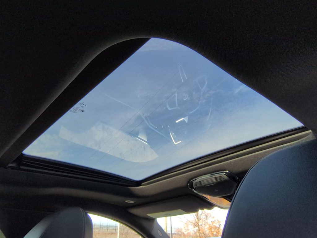 Thumbnail: 2023 BMW i4 - 30