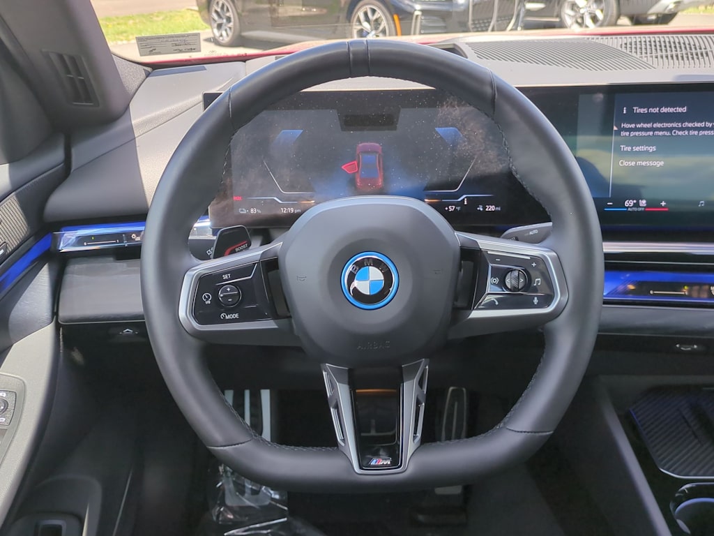 Thumbnail: 2024 BMW i5 - 14